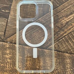 OtterBox Clear MagSafe Phone Case